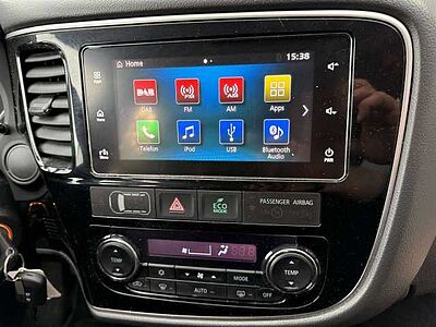 Mitsubishi Outlander Edition 100 2WD 2,0 Smart Link Display Touchscreen