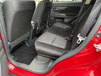 Mitsubishi Outlander Edition 100 2WD 2,0 Smart Link Display Touchscreen