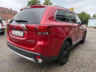 Mitsubishi Outlander Edition 100 2WD 2,0 Smart Link Display Touchscreen