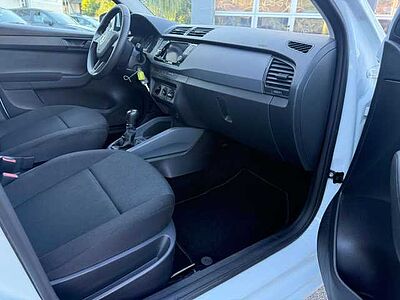 SKODA Fabia 1,0 MPI Cool Plus + Enjoy-Paket, PDC, DAB+, ALU