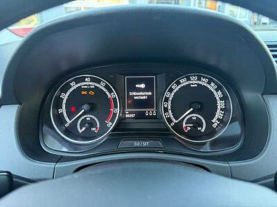 SKODA Fabia 1,0 MPI Cool Plus + Enjoy-Paket, PDC, DAB+, ALU