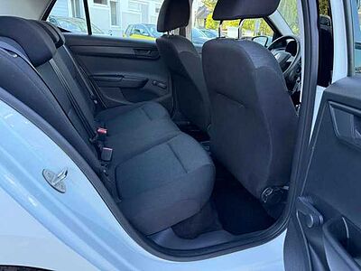 SKODA Fabia 1,0 MPI Cool Plus + Enjoy-Paket, PDC, DAB+, ALU