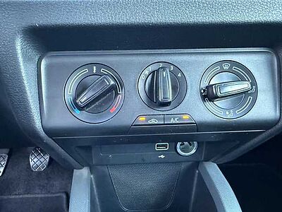 SKODA Fabia 1,0 MPI Cool Plus + Enjoy-Paket, PDC, DAB+, ALU