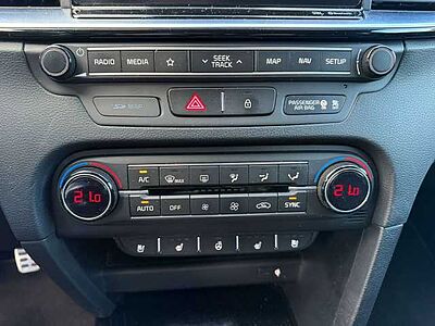 Kia Ceed / cee'd Ceed 1.4 T-GDI Platinum Edition SD, Navi, AHK