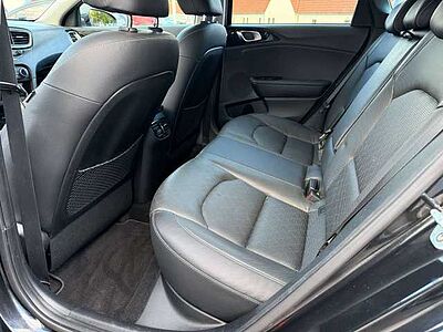 Kia Ceed / cee'd Ceed 1.4 T-GDI Platinum Edition SD, Navi, AHK