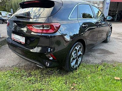 Kia Ceed / cee'd Ceed 1.4 T-GDI Platinum Edition SD, Navi, AHK