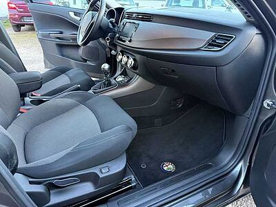 Alfa Romeo Giulietta Turismo 1.4 TB 16V Euro 6 Facelift Navi