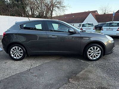 Alfa Romeo Giulietta Turismo 1.4 TB 16V Euro 6 Facelift Navi