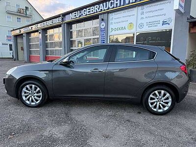 Alfa Romeo Giulietta Turismo 1.4 TB 16V Euro 6 Facelift Navi