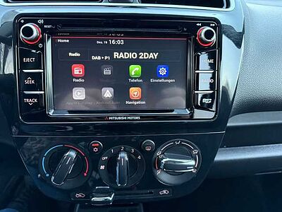 Mitsubishi Space Star Diamant Edition+ mit Navi, SHZ, Apple CarPlay