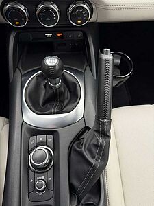 Mazda MX-5 ROADSTER SKYACTIV-G 2.0 AD‘VANTAGE DESIGN NAPPA