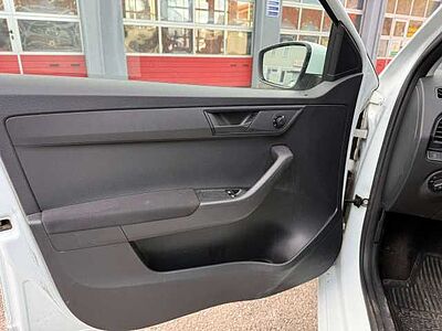 SKODA Fabia Combi 1,0 MPI Cool Plus+Enjoy Paket