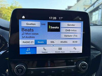 Ford Fiesta 1,1 Ti-VCT Cool & Connect, PDC, Temp., Easy-Drive