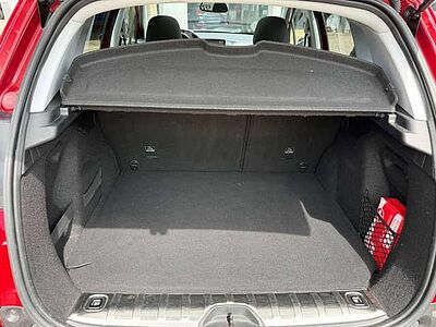 Peugeot 2008 1.2 PureTech 130, Allure