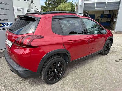Peugeot 2008 1.2 PureTech 130, Allure