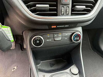 Ford Fiesta 1,1 Cool & Connect