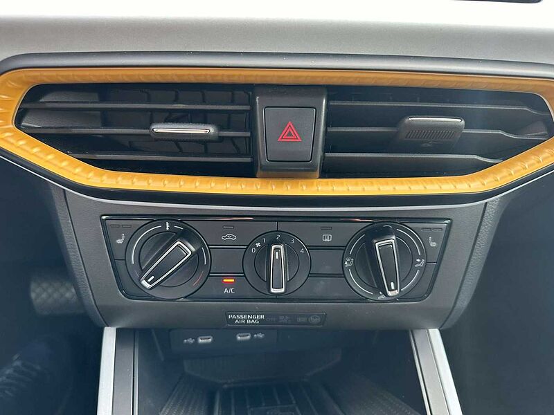 SEAT Arona 1,0 TSI Style  Infotain P. Fahrassi. P. W. P. PDC