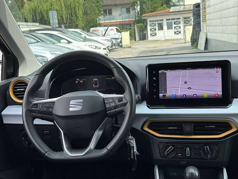 SEAT Arona 1,0 TSI Style  Infotain P. Fahrassi. P. W. P. PDC