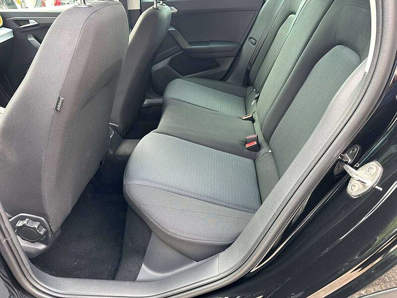 SEAT Arona 1,0 TSI Style  Infotain P. Fahrassi. P. W. P. PDC